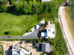 15A Lighthouse Rd, Hampton Bays, NY 11946