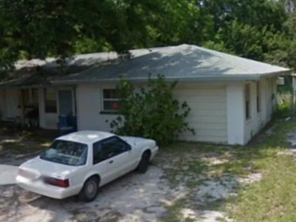 1315 34th Ave E, Bradenton, FL 34208