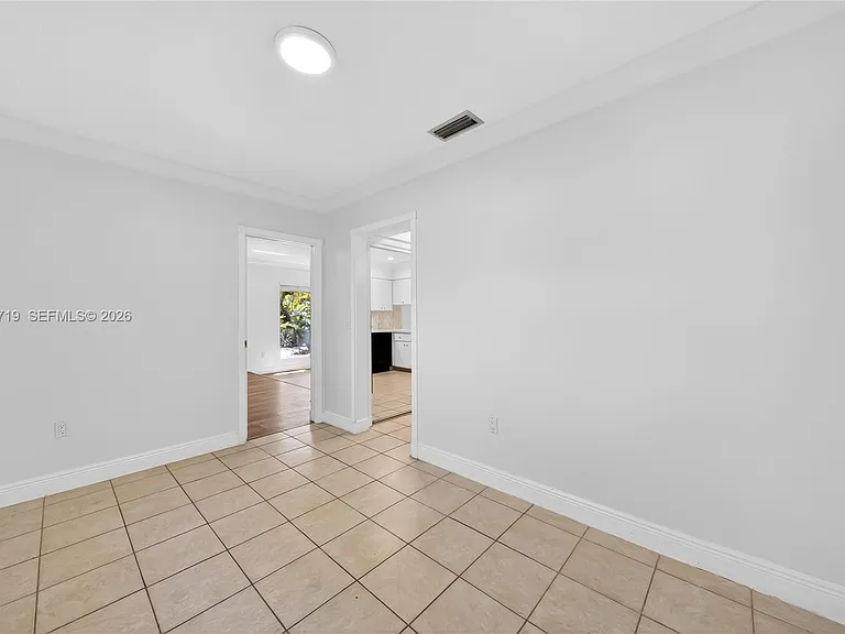 10142 SW 79th Ave — Photo 25