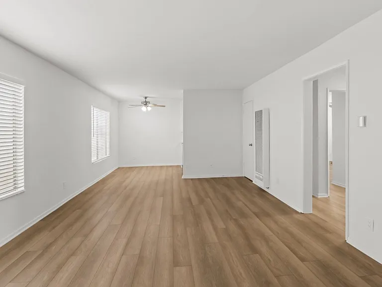 1747 Franklin St #4 — Photo 3