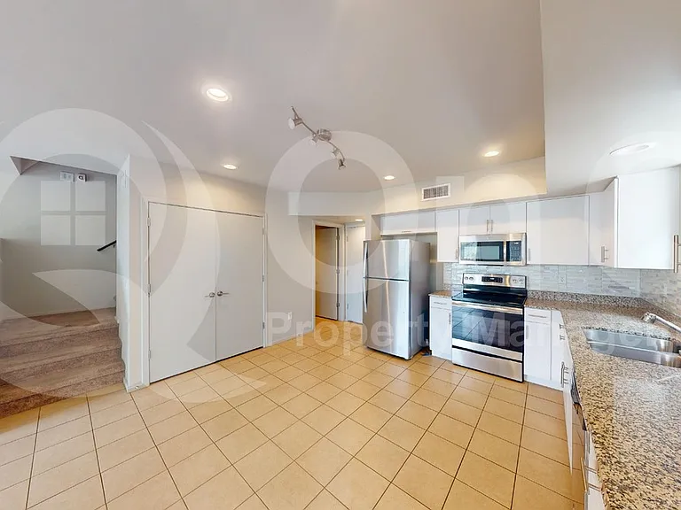 848 E Park Modern Dr — Photo 6