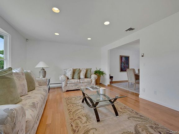 4th image of 100 Neptune Avenue
