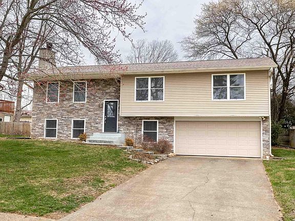2nd image of 3519 S Wellington Dr