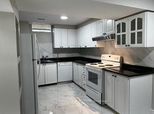 411 Bristol Rd W, Mississauga, ON L5R3R7