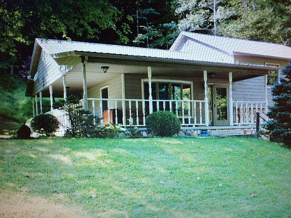 2nd image of 906 Lykins Creek Road