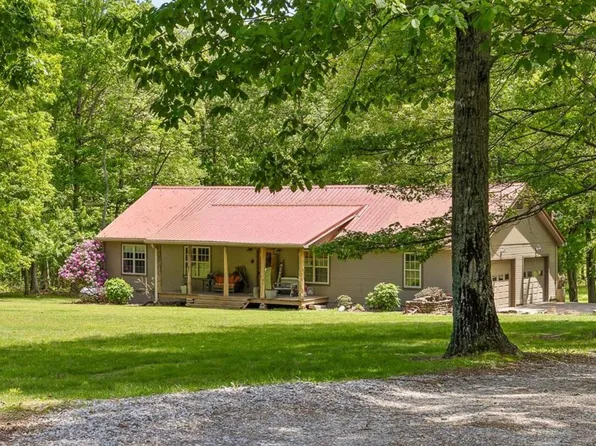718 T Crowe Rd, Soddy Daisy, TN 37379
