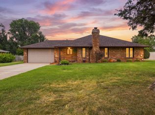 1240 S Arcadia Avenue, Springfield, MO 65804