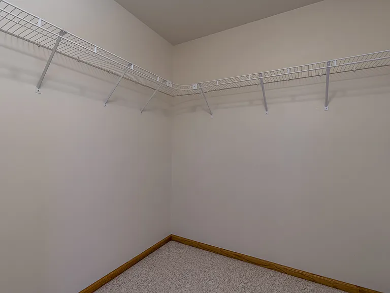 637 S Aspen Ct — Photo 15