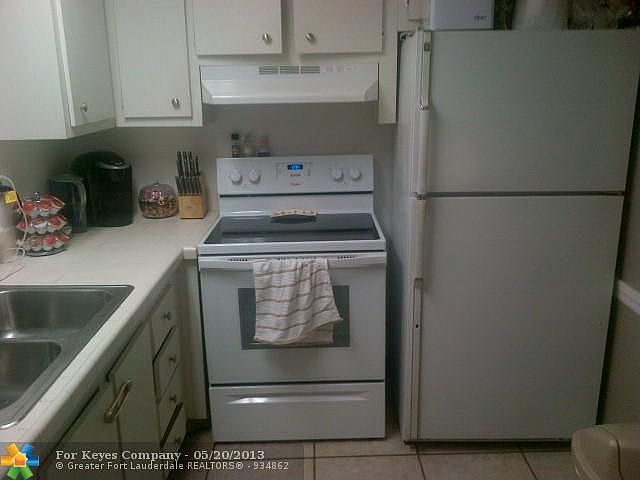 2nd image of 4154 NW 90th Ave APT 202