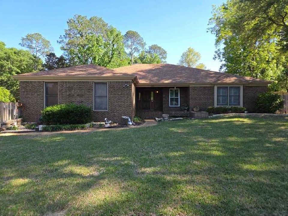 1st image of 4019 McLaughlin Dr