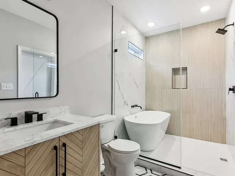 3521 Gibson St #3521 — Photo 5