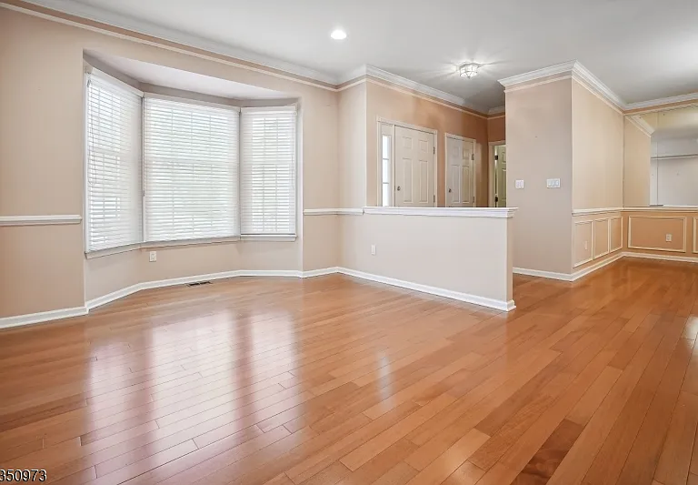 220 Patriot Hill Dr — Photo 1