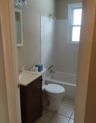 5th image of 111 Charlemagne Blvd