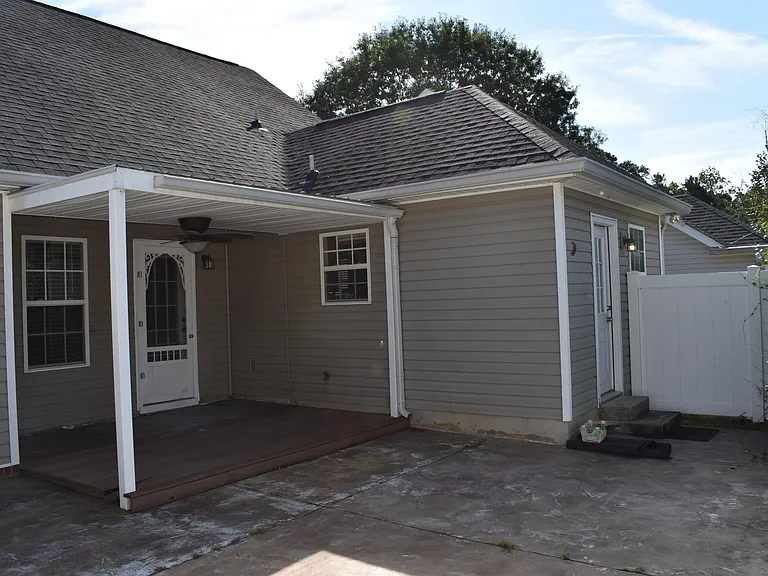 607 Dunloe Cir — Photo 12