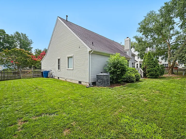2653 Christopher Farms Dr — Photo 32