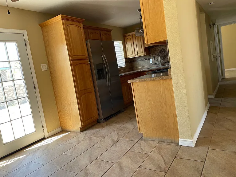 5330 Delta Dr — Photo 9