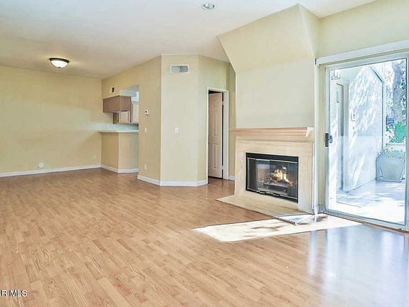 4th image of 684 Sutton Crest Trl Unit 107