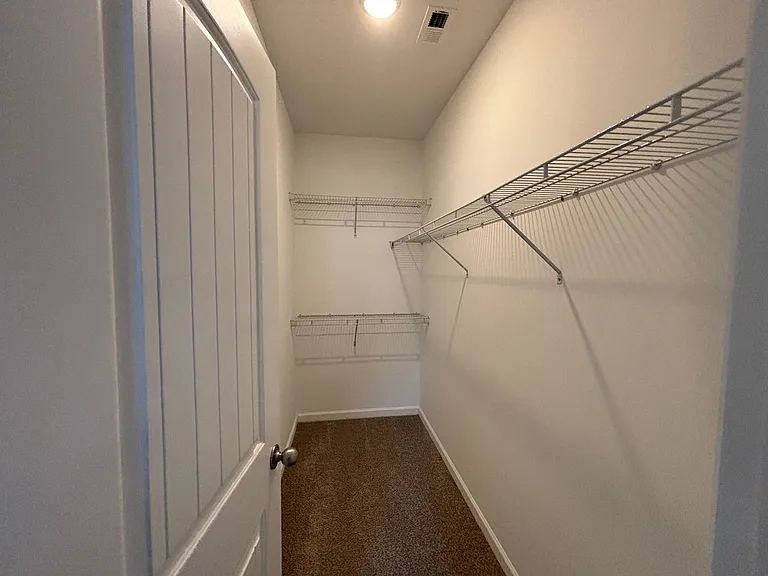 10151 Sterling Ridge Dr — Photo 7