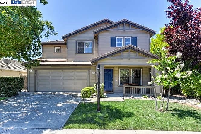 2nd image of 2440 Serenata Way