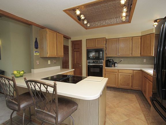 Spacious Kitchen: 21'X10' 