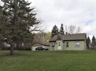 2210 W Mangold Ave, Milwaukee, WI 53221