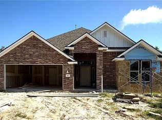 3617 Park Oak Dr, Bryan, TX 77802