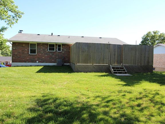 2nd image of 2124 Melody Dr
