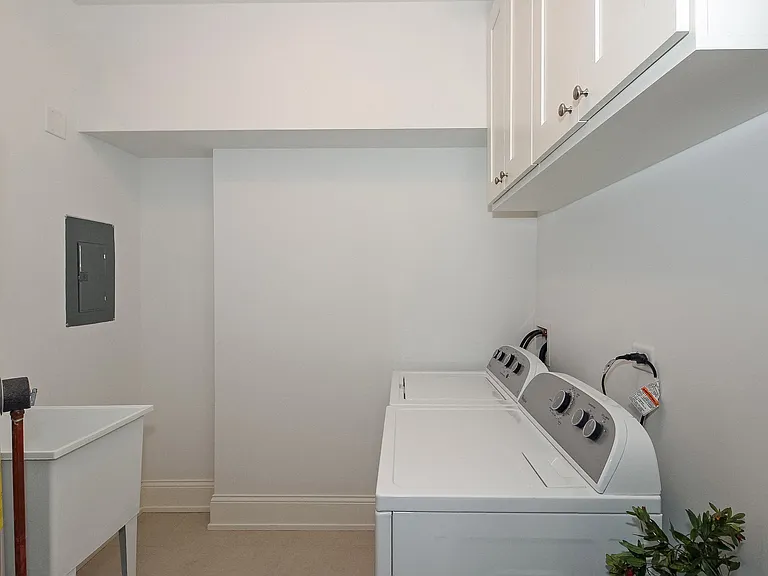 HIGHPOINT Countryside Residences — Photo 23