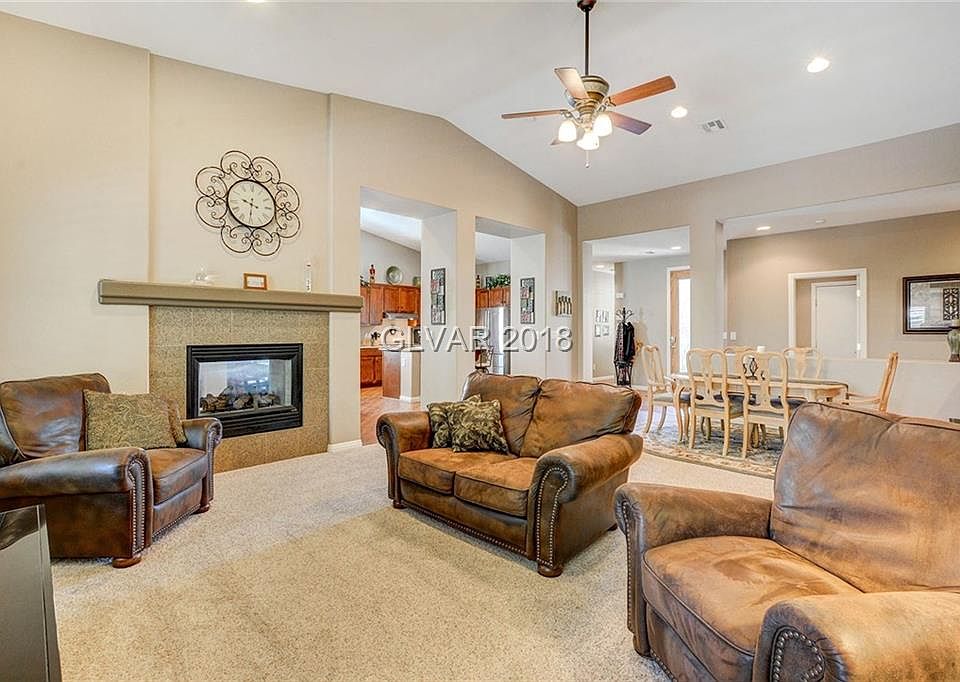 1st image of 8120 Walnut Roast Way