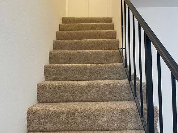 5th image of 14366 Plummer St Unit 4