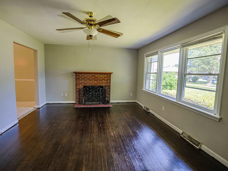 23 Green Ct — Photo 7
