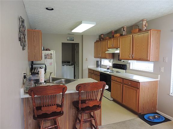 5th image of 6690 Dunsdin Dr
