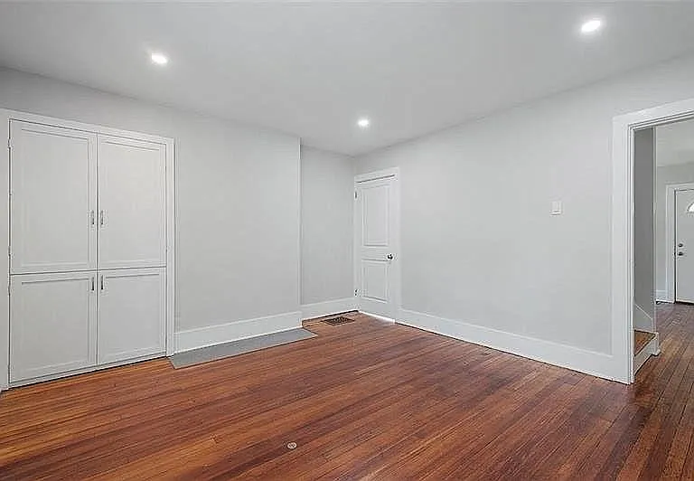 6410 Phillips Ave — Photo 9