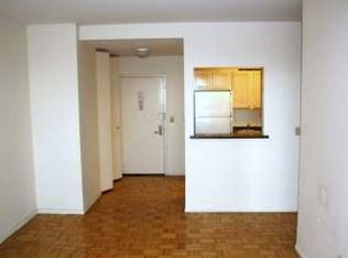 5910 Queens Blvd, Woodside, NY 11377