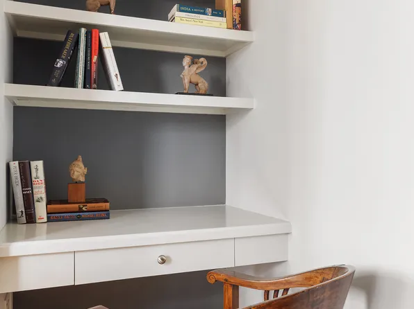 250 East 30th Street image 6 of 13