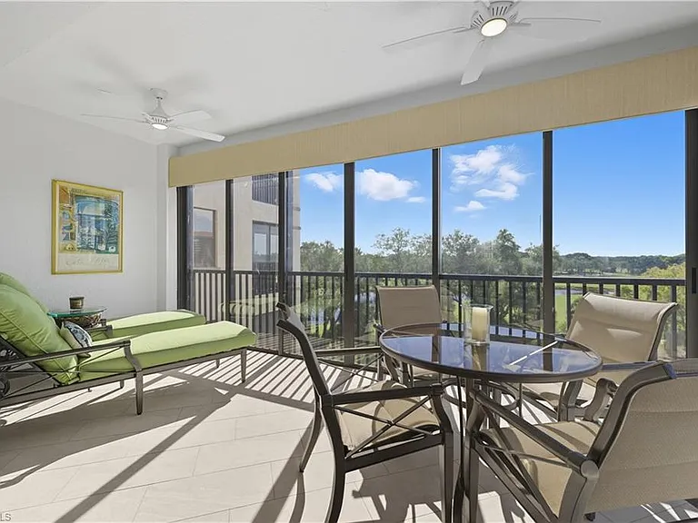 7040 Pelican Bay Blvd #D-401 — Photo 12