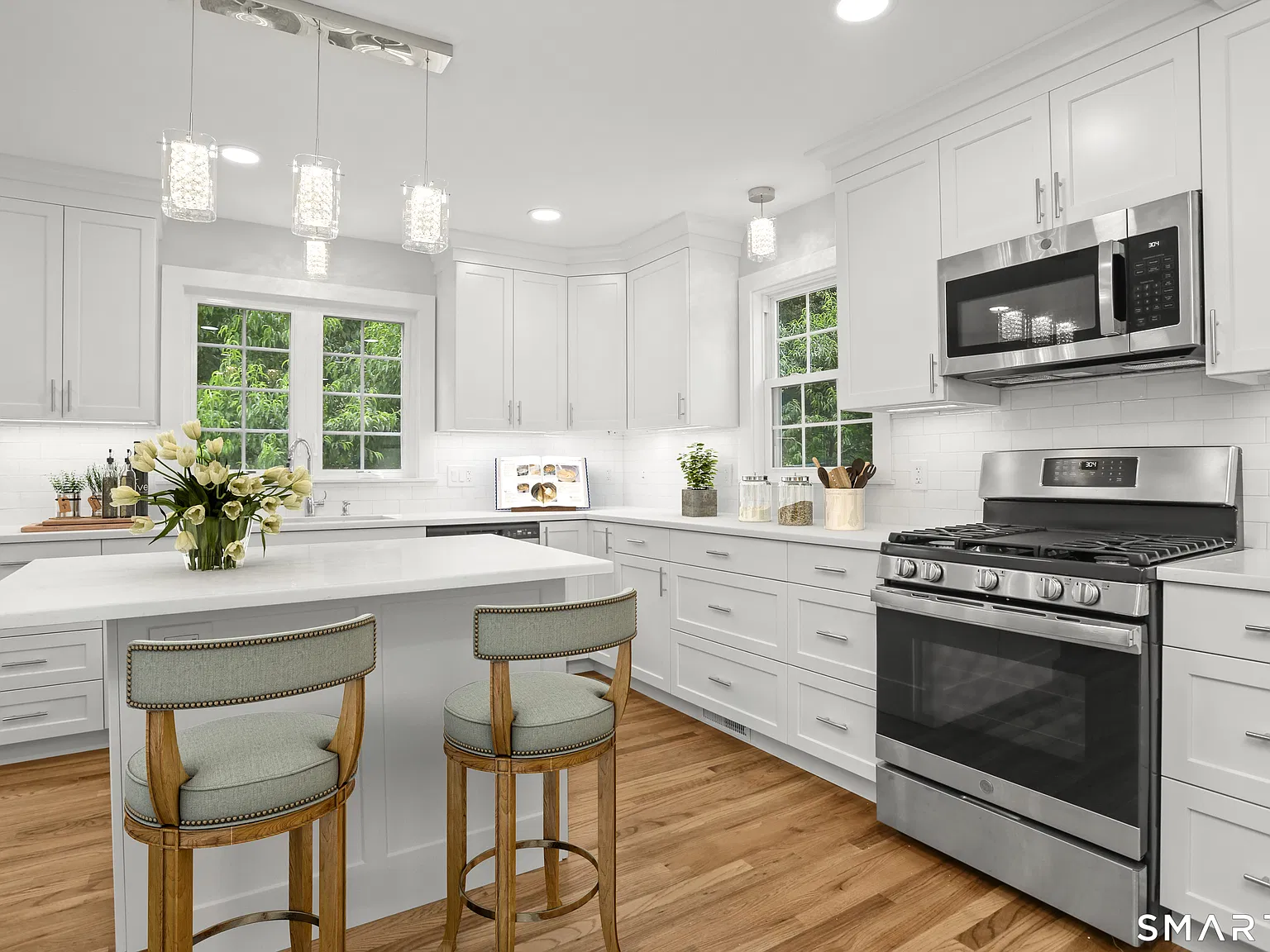 4 bed, 4.0 bath, 2112 sqft, $5,500 — Photo 3