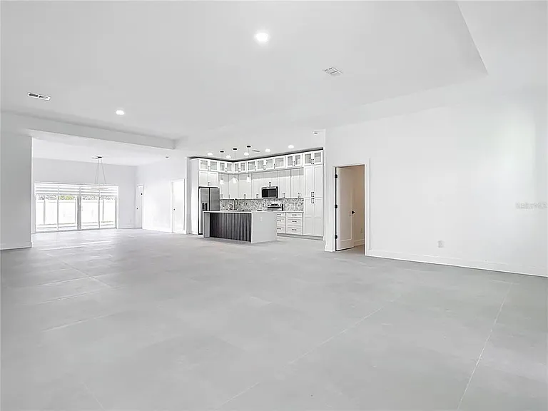 174 Ingram Blvd — Photo 5