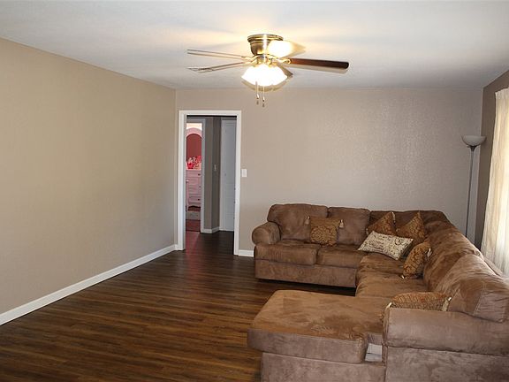 2nd image of 312 Star St