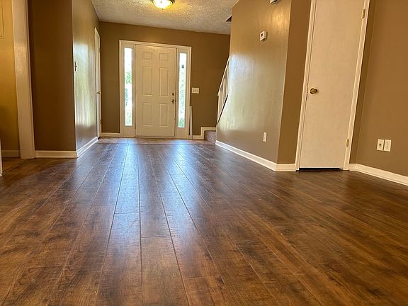 4th image of 772 Barnes Mill Trce APT B