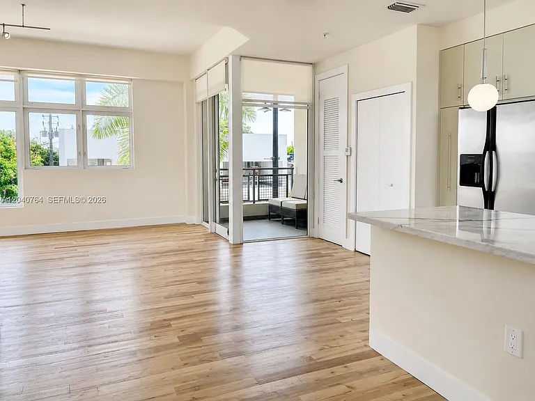 6701 Biscayne Blvd #201 — Photo 7