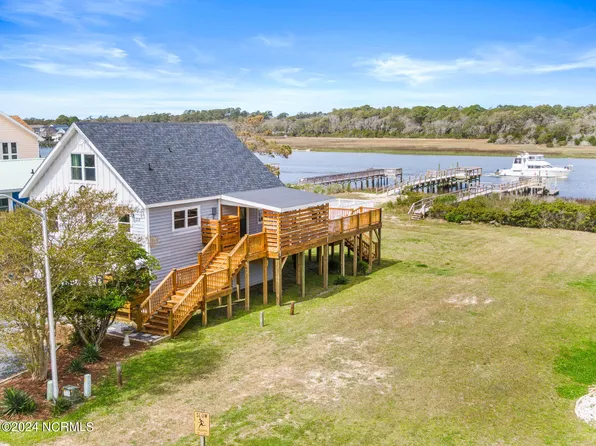 312 Sand Dune Lane, Holden Beach, NC 28462