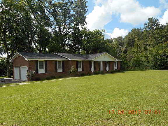 3rd image of 128 Harvey Ln
