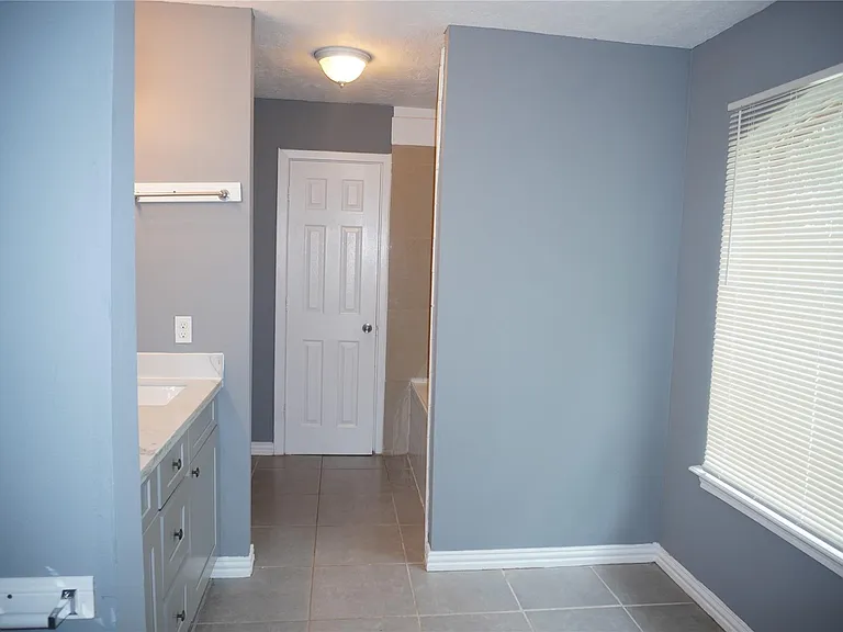 3352 Jan Ct — Photo 29