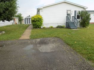 2346 Charter Oak Ct, Newport, MI 48166