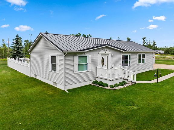 2nd image of 111 Pinecrest Dr