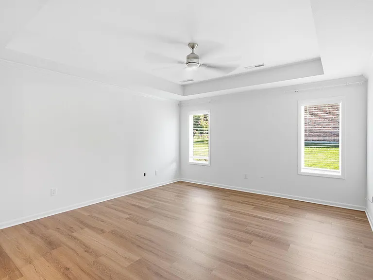 3711 Shadow Glen Ct — Photo 17