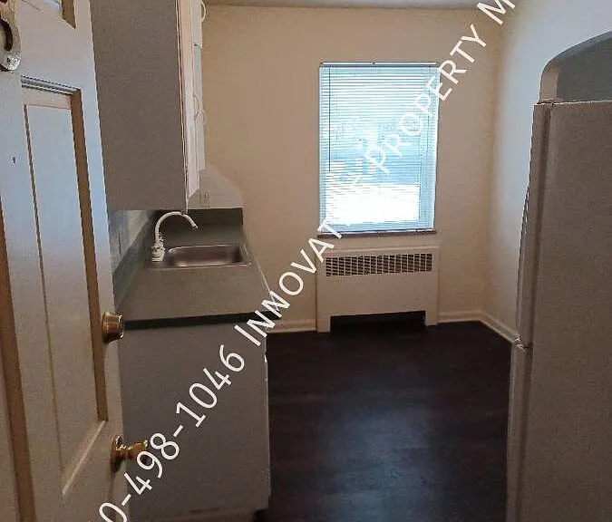 712 S Grand Traverse St #3 — Photo 6