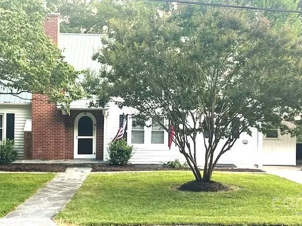 423 N Cedar St, Lincolnton, NC 28092