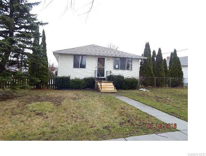 1st image of 4 Satinwood Dr